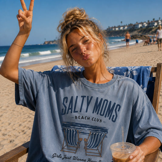 Salty Moms Club | Heavyweight Tee